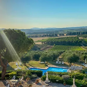 Alloggio per agriturismo Tenuta Poggetti E Santa Laura, Cura Nuova